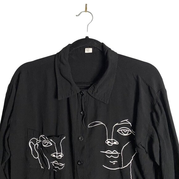 Women's Black/White Minimalist Face Sketch Print Button Down Shirt - Picture 2 of 6
